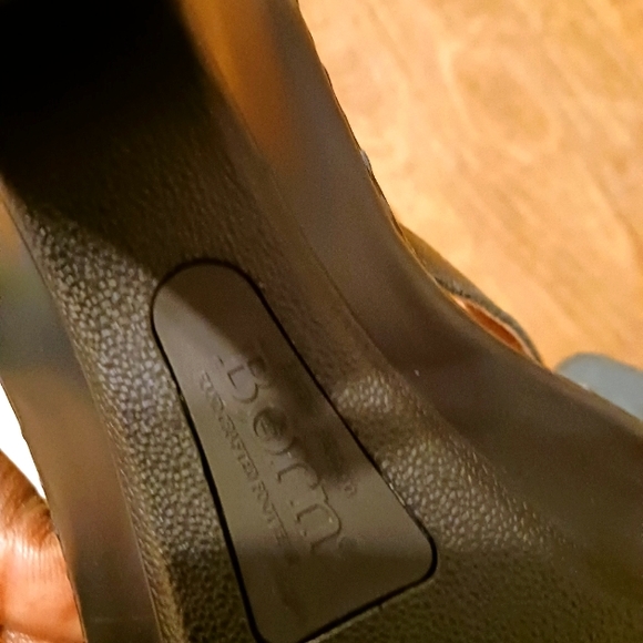 BORN Leather Mules - Picture 4 of 6